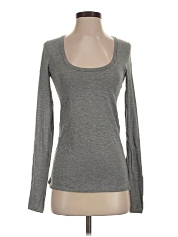 Lululemon Athletica Long Sleeve T-Shirt (view 1)