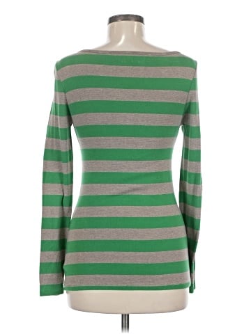 Old Navy Pullover Sweater (view 2)