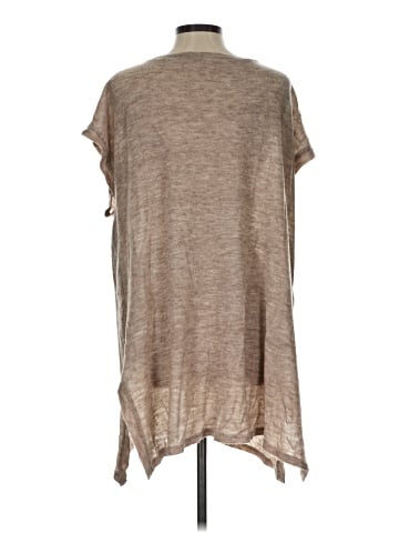 Ryu Poncho (view 2)