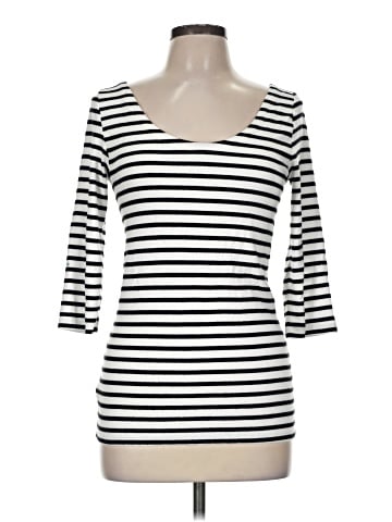 Gap 3/4 Sleeve T-Shirt (view 1)