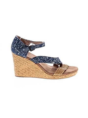 TOMS Wedges (view 1)