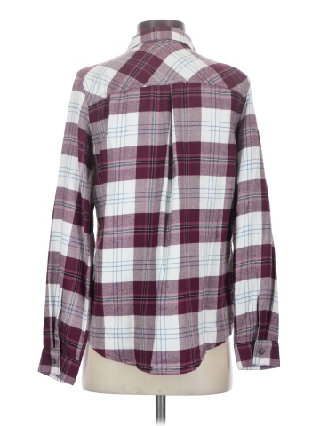 Maurices Long Sleeve Button-Down Shirt (view 2)