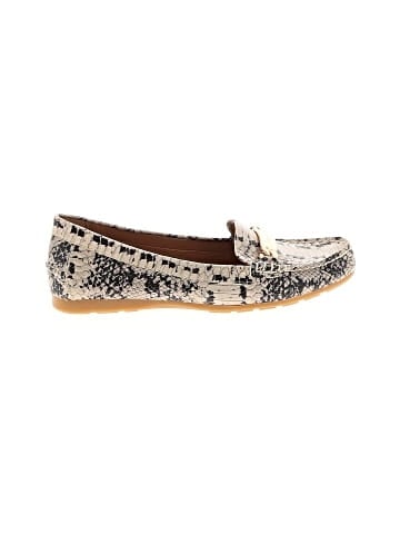 Coach Flats (view 1)
