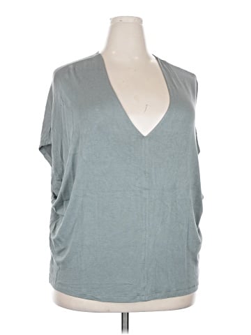 Vince. Sleeveless T-Shirt (view 1)