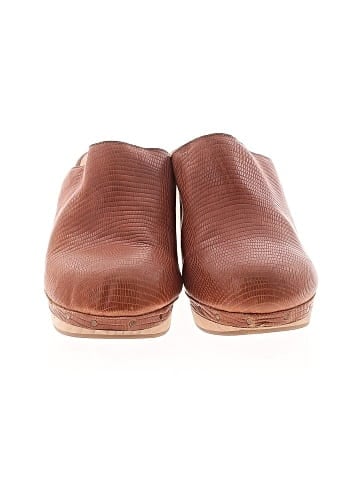 Madewell The Ayanna Clog in Lizard Embossed Leather (view 2)