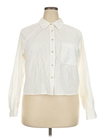 Universal Thread Long Sleeve Button-Down Shirt (view 1)