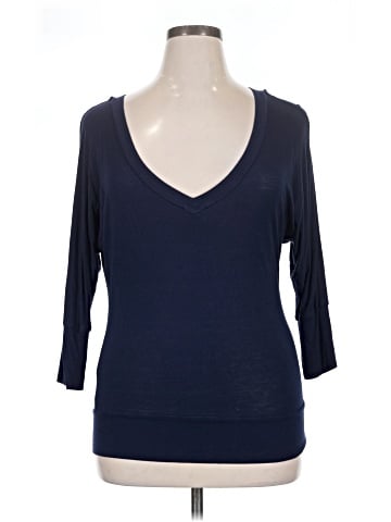 Zenana Outfitters 3/4 Sleeve Top (view 1)