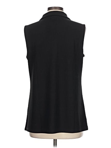 Xieerduo Sleeveless T-Shirt (view 2)