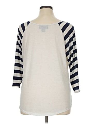 Lane Bryant 3/4 Sleeve T-Shirt (view 2)