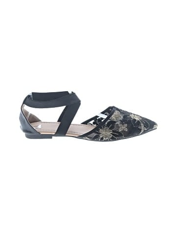 Unbranded Flats (view 1)