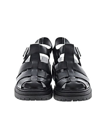 Old Navy Sandals (view 2)