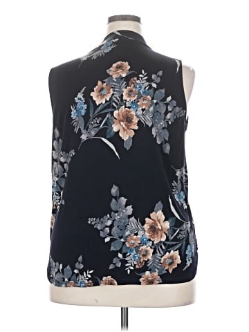 Beacon Tank Top (view 2)