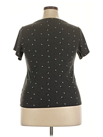 Old Navy Short Sleeve T-Shirt (view 2)