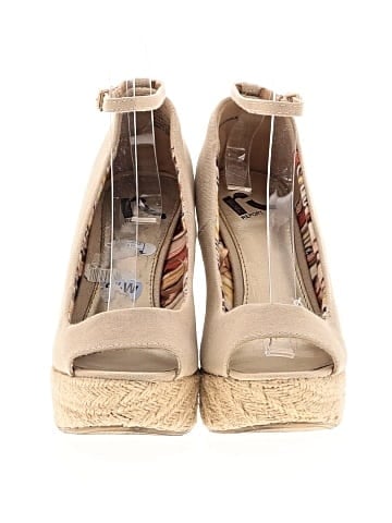 REPORT Wedges (view 2)