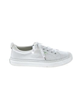 Cariuma Sneakers (view 1)