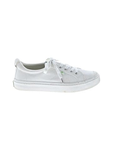 Cariuma Sneakers (view 1)