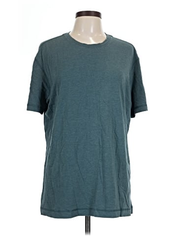 Lululemon Athletica Short Sleeve T-Shirt (view 1)