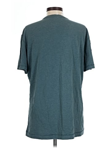 Lululemon Athletica Short Sleeve T-Shirt (view 2)