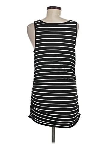 Time and Tru Tank Top (view 2)