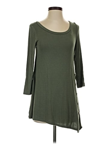 emerald 3/4 Sleeve Top (view 1)