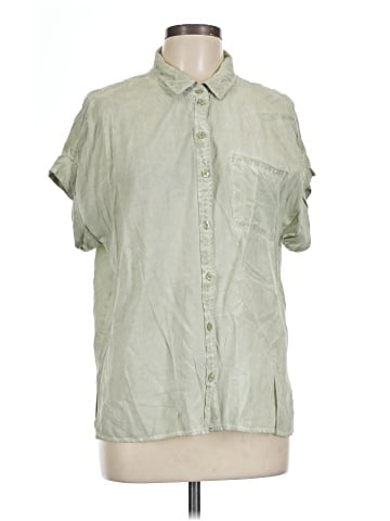 Velvet Heart Short Sleeve Button-Down Shirt (view 1)