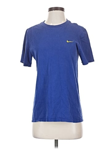 Nike Active T-Shirt (view 1)