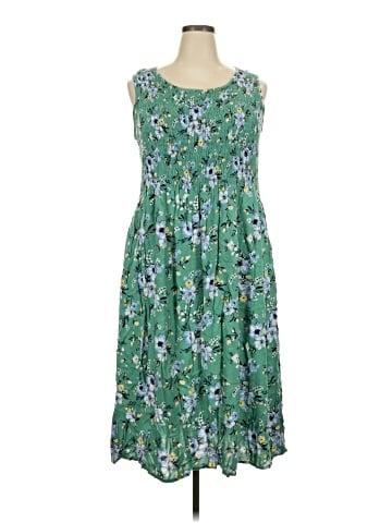 Croft & Barrow Casual Dress (view 1)