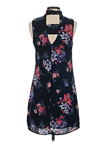Skies Are Blue Casual Dress (view 2)