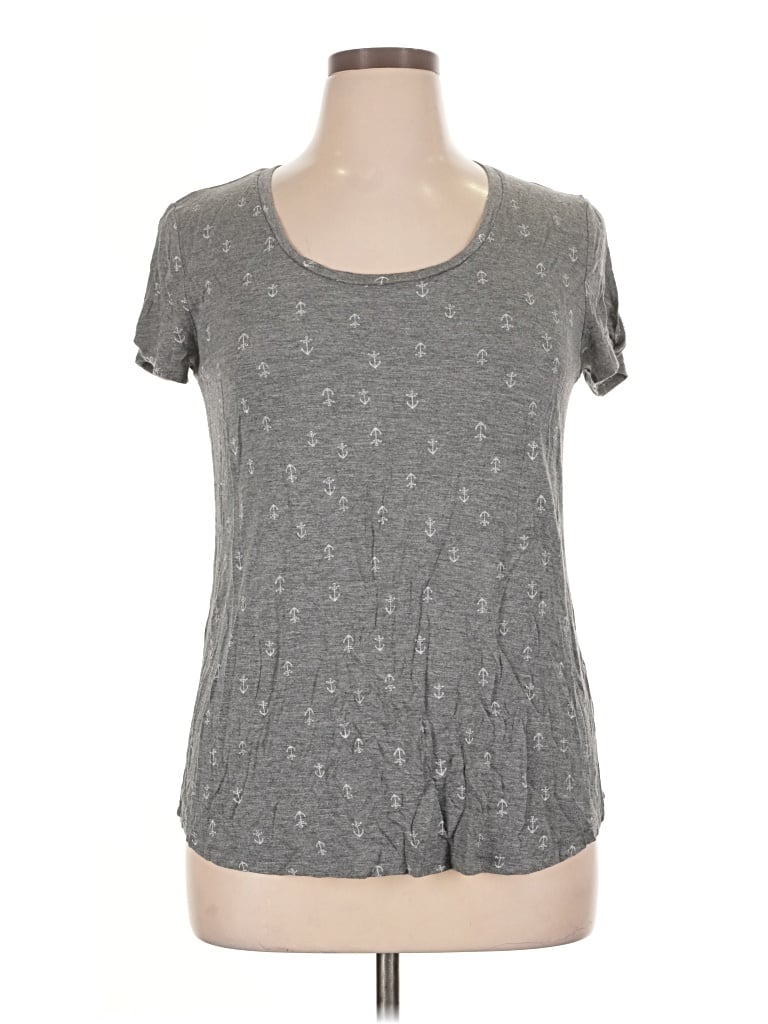 Pre-owned 24/7 Maurices Short Sleeve T-shirt In Gray