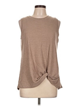 Iwollence Sleeveless T-Shirt (view 1)