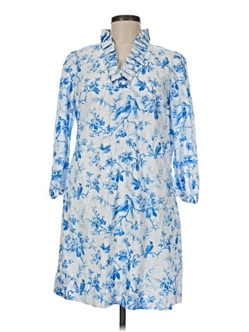 Crown & Ivy Casual Dress (view 1)