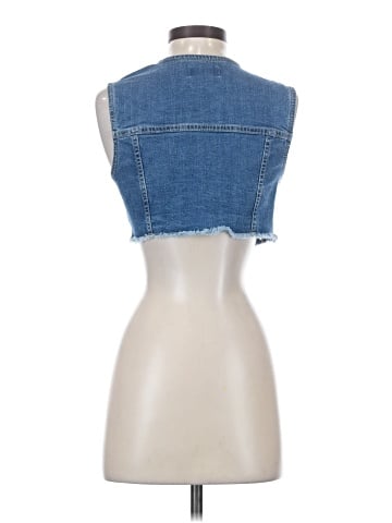 Love Tree Sleeveless Button-Down Shirt (view 2)