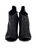 Vince. Black Ankle Boots Size 7 - photo 2