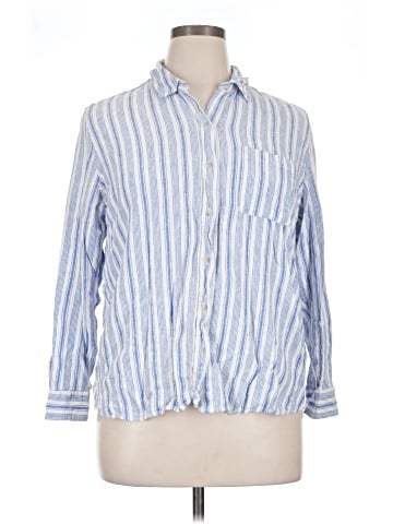 Universal Thread Long Sleeve Button-Down Shirt (view 1)