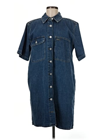 Universal Thread Casual Dress (view 1)