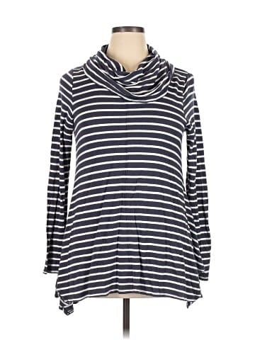 Cupio Pullover Sweater (view 1)