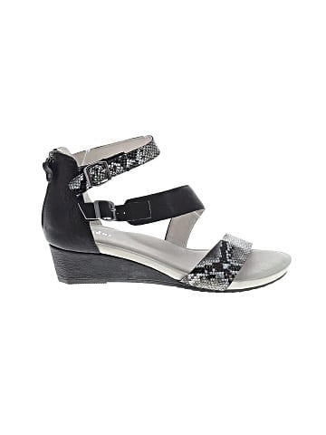 Jambu Wedges (view 1)