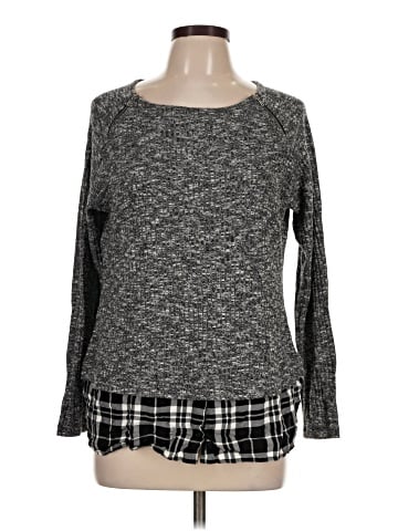 Relativity Long Sleeve Top (view 1)