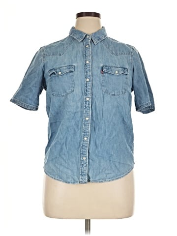 Levi's Short Sleeve Button-Down Shirt (view 1)