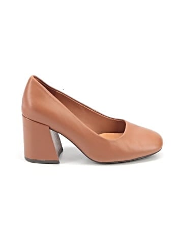 Gentle Souls by Kenneth Cole Heels (view 1)