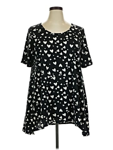 Lularoe Short Sleeve T-Shirt (view 1)