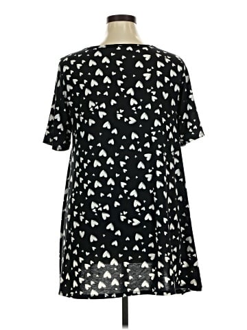 Lularoe Short Sleeve T-Shirt (view 2)