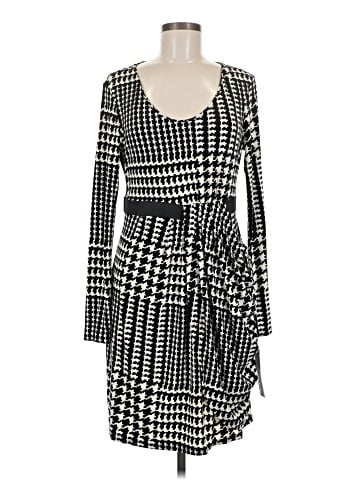 Daisy Fuentes Casual Dress (view 1)