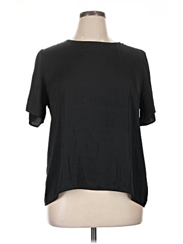 Socialite Short Sleeve Top (view 1)