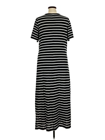 Old Navy Casual Dress (view 2)