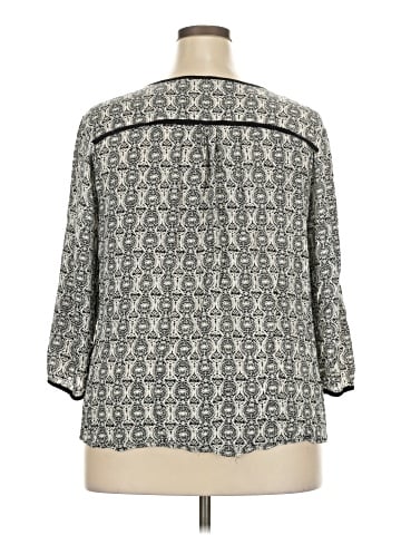 Soirée 3/4 Sleeve Blouse (view 2)