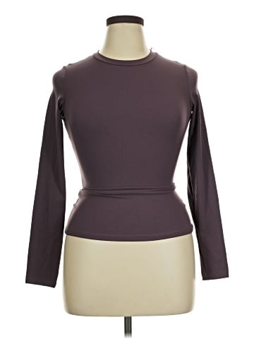 Unbranded Long Sleeve T-Shirt (view 1)