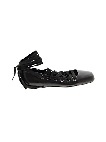 Zara Flats (view 1)