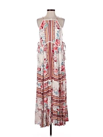Xhilaration Casual Dress (view 1)