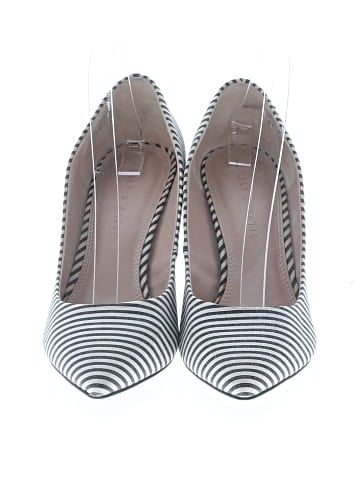 Kelly & Katie Heels (view 2)